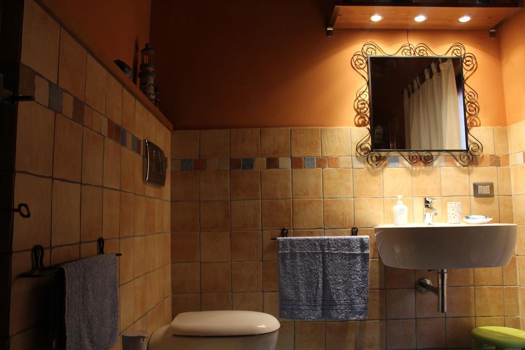 Holiday Home Ca' Del Cinema Mombercelli Room photo